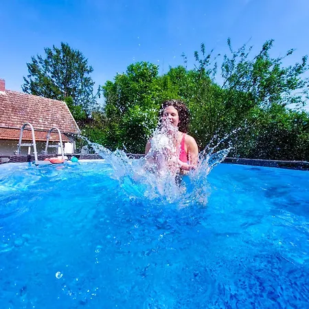 Aracsa Farm Es Vendeghaz Kis Balaton Es Termal Fuerdok Apartmán